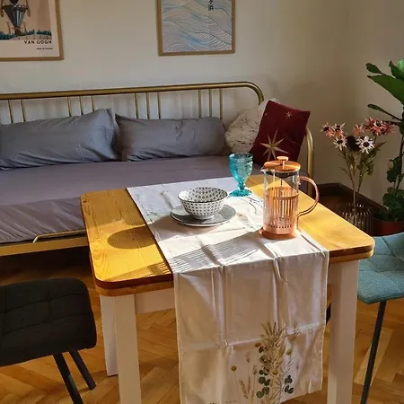 Derendinger - Zentrum Homestay *